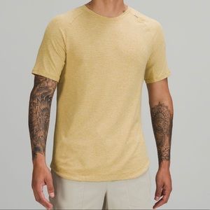 NWT - lululemon Drysense Short Sleeve - Medium